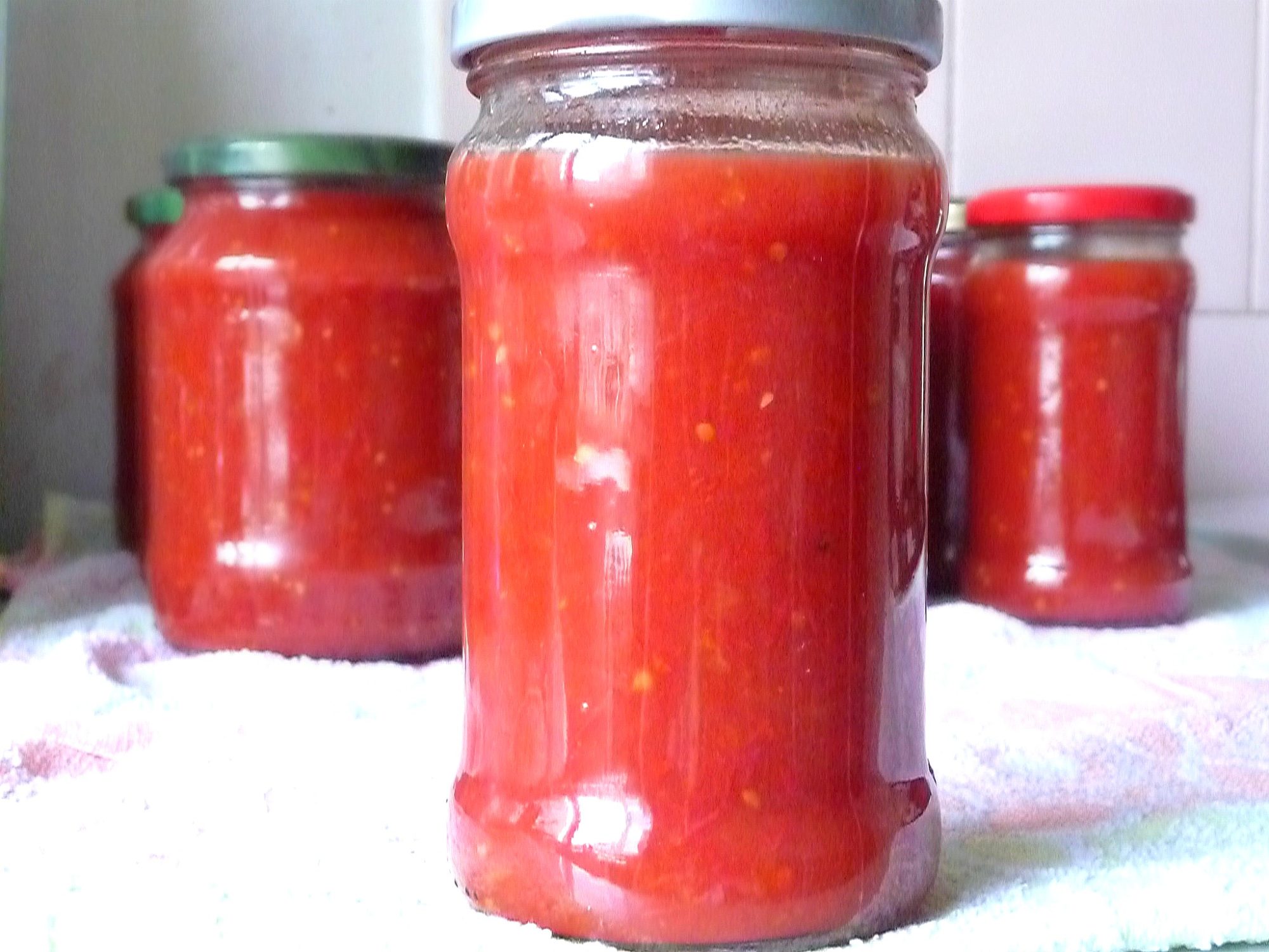 homemade-tomato-sauce-for-canning-the-seaman-mom