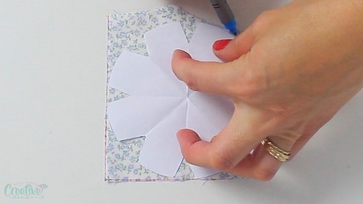 How to Make a Flower Wrist Pin Cushion 
