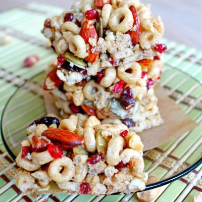 No Bake fruit and nut bars with Cheerios