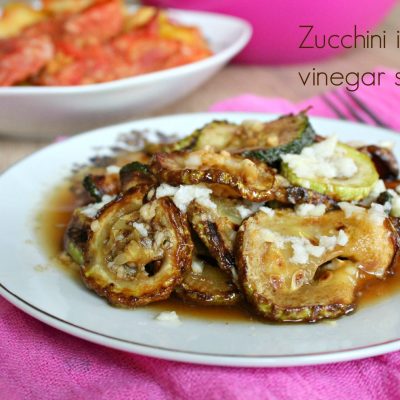 Fried Zucchini with garlic and vinegar sauce