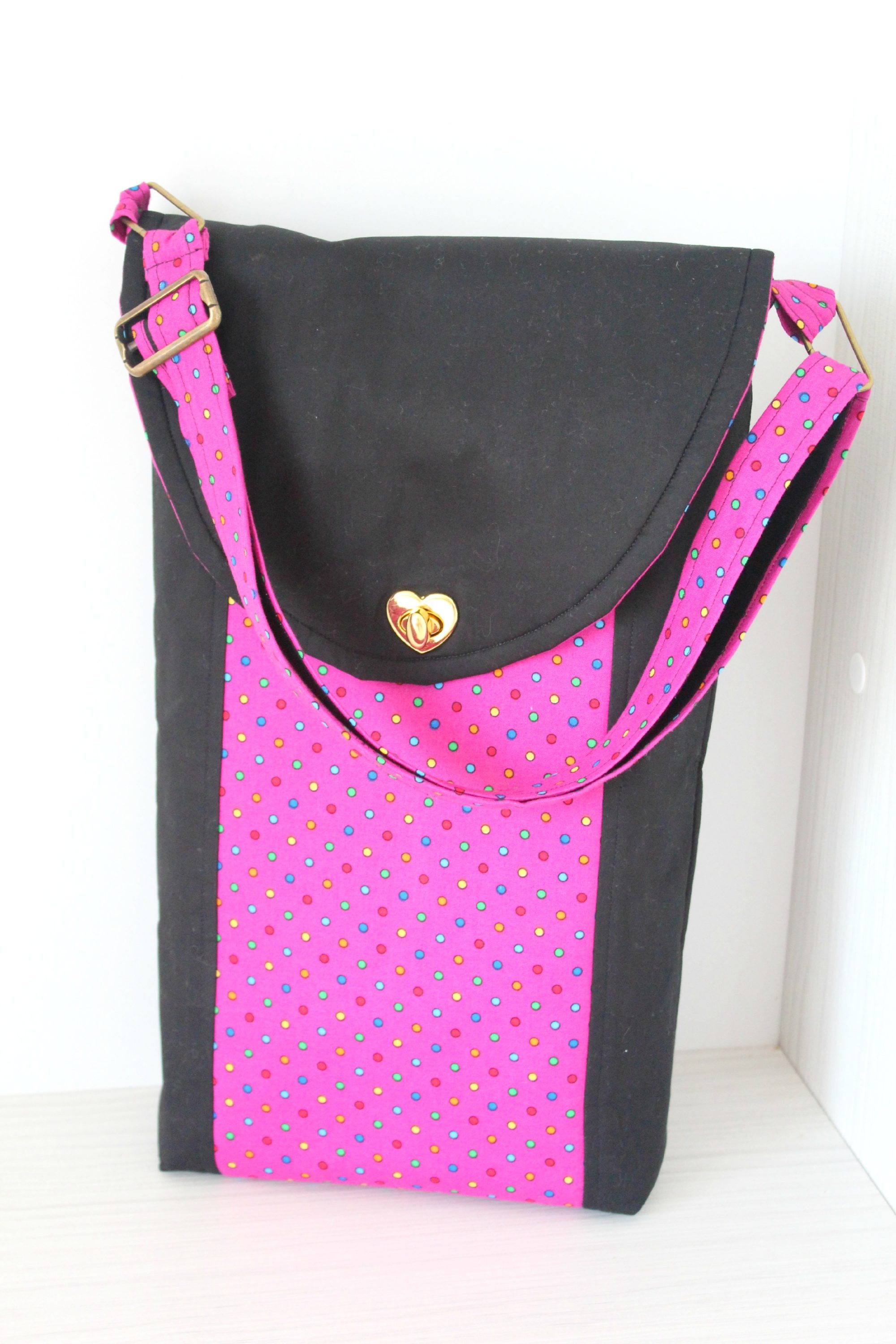 Cross Body Bag Pattern With Easy Step By Step Sewing Tutorial