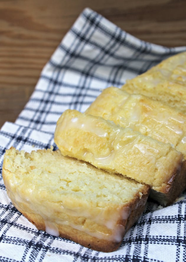 Homemade lemon pound cake