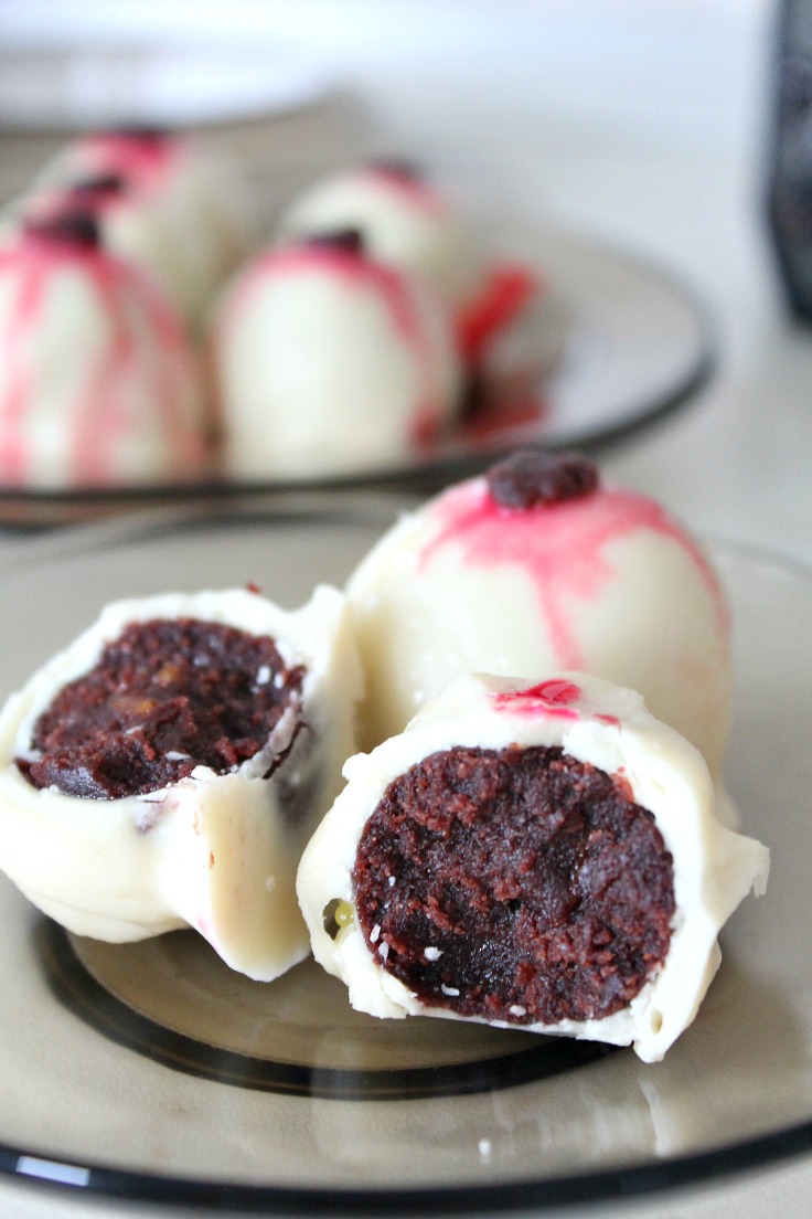 Red Velvet cake eyeballs recipe