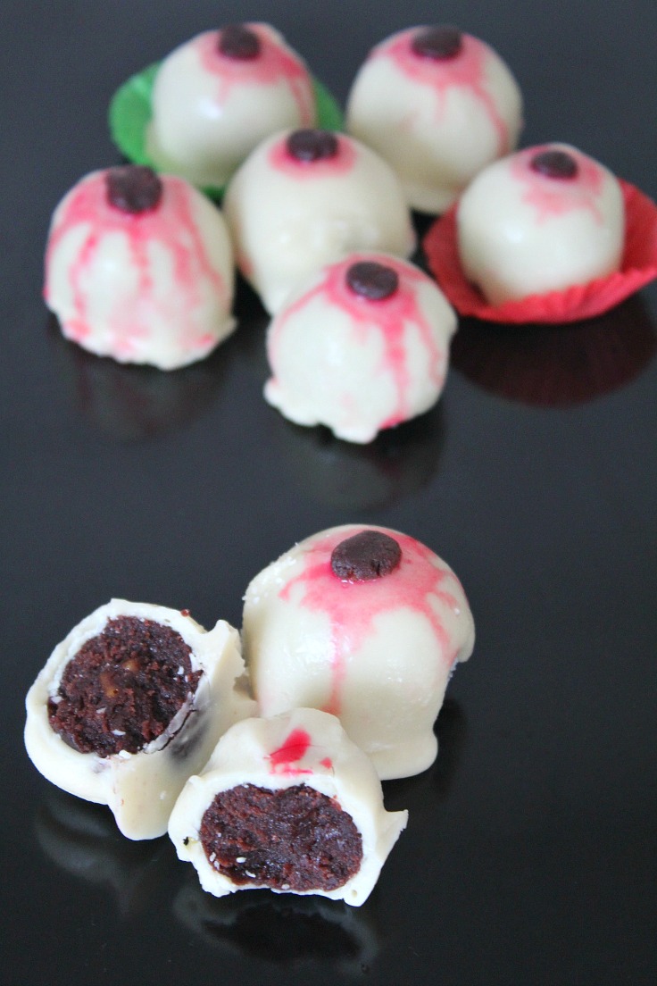 Red Velvet cake eyeballs recipe