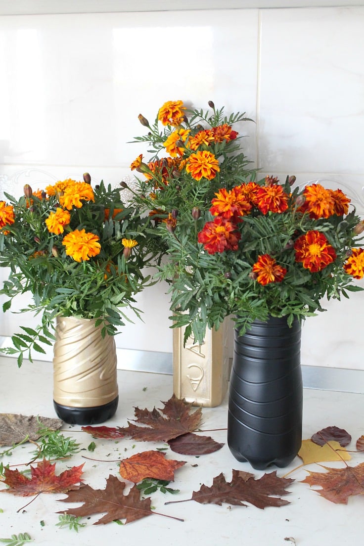 Simple easy plastic bottle flower vase step-by-step tutorial