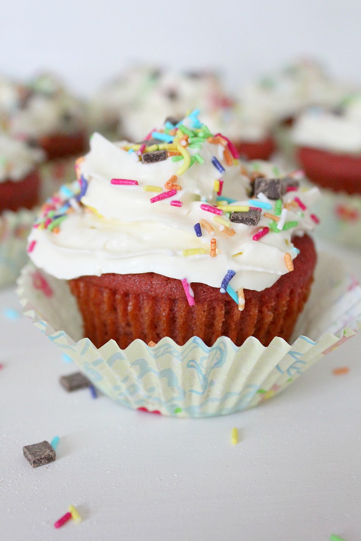 Red velvet cookie cupcakes