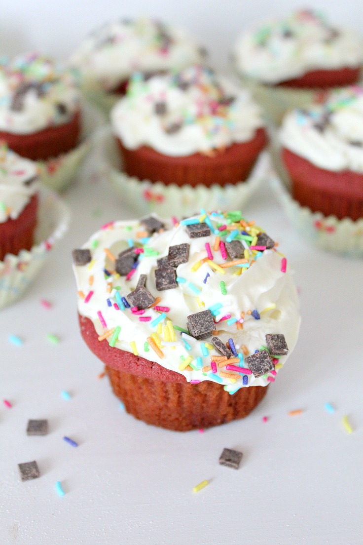 Red velvet cookie cupcakes