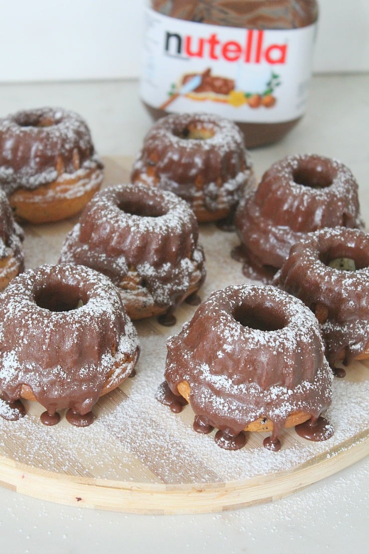 Mini orange bundt cakes