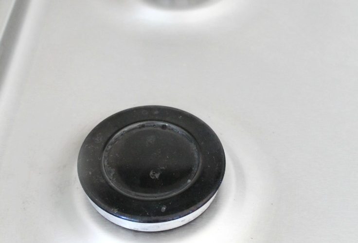 Here's how to clean a stove naturally