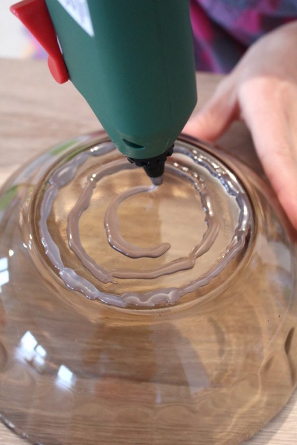 Easy & Quick DIY HOT GLUE BOWL Easy Peasy Creative Ideas