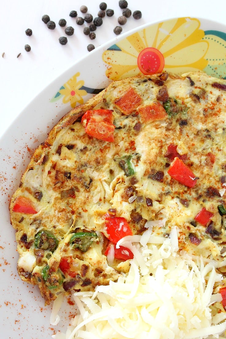 Breakfast not sorted out for tomorrow? Make this spicy omelette recipe with lots of flavors and heat! It will soon become your favorite breakfast!