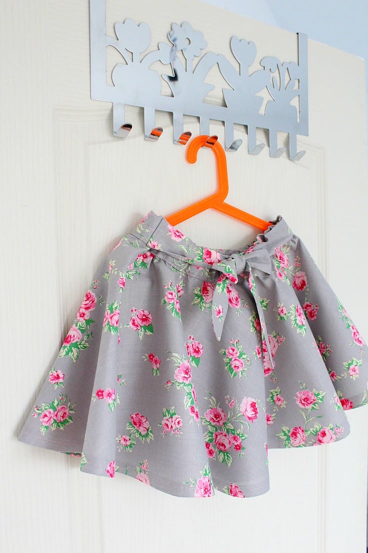 How to Make a CIRCLE SKIRT PATTERN - Easy Peasy Creative Ideas