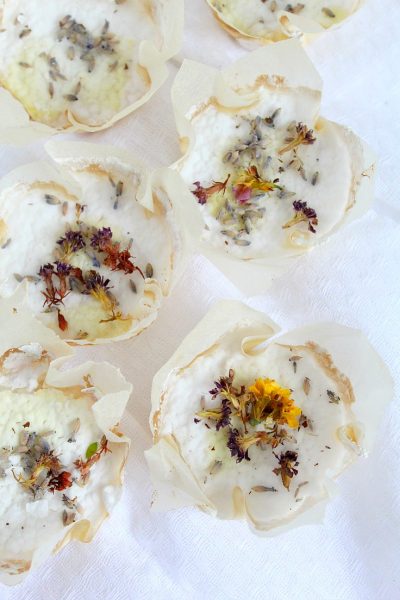DIY baking soda air freshener discs