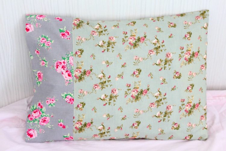 Pillowcase Tutorial Easy Sew For The Absolute Beginner