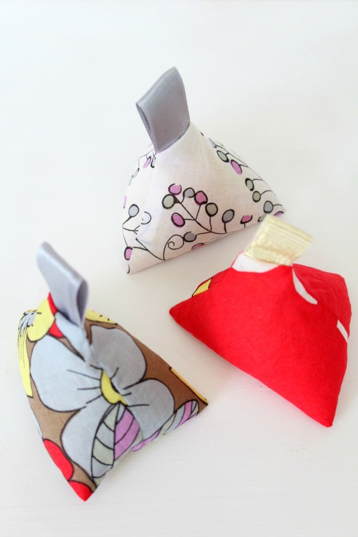 How to Sew Chicken Pattern Weights- 8 Easy Steps! 