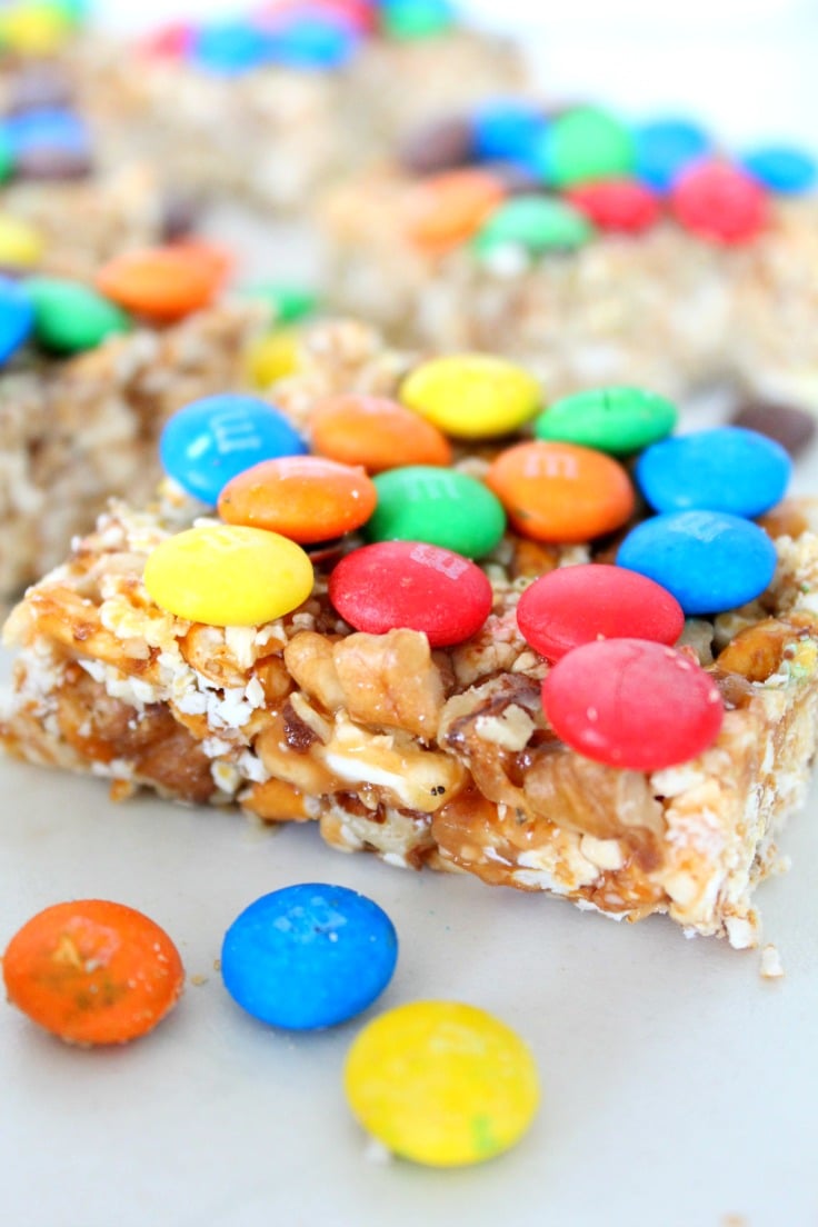 Sweet and salty popcorn bars