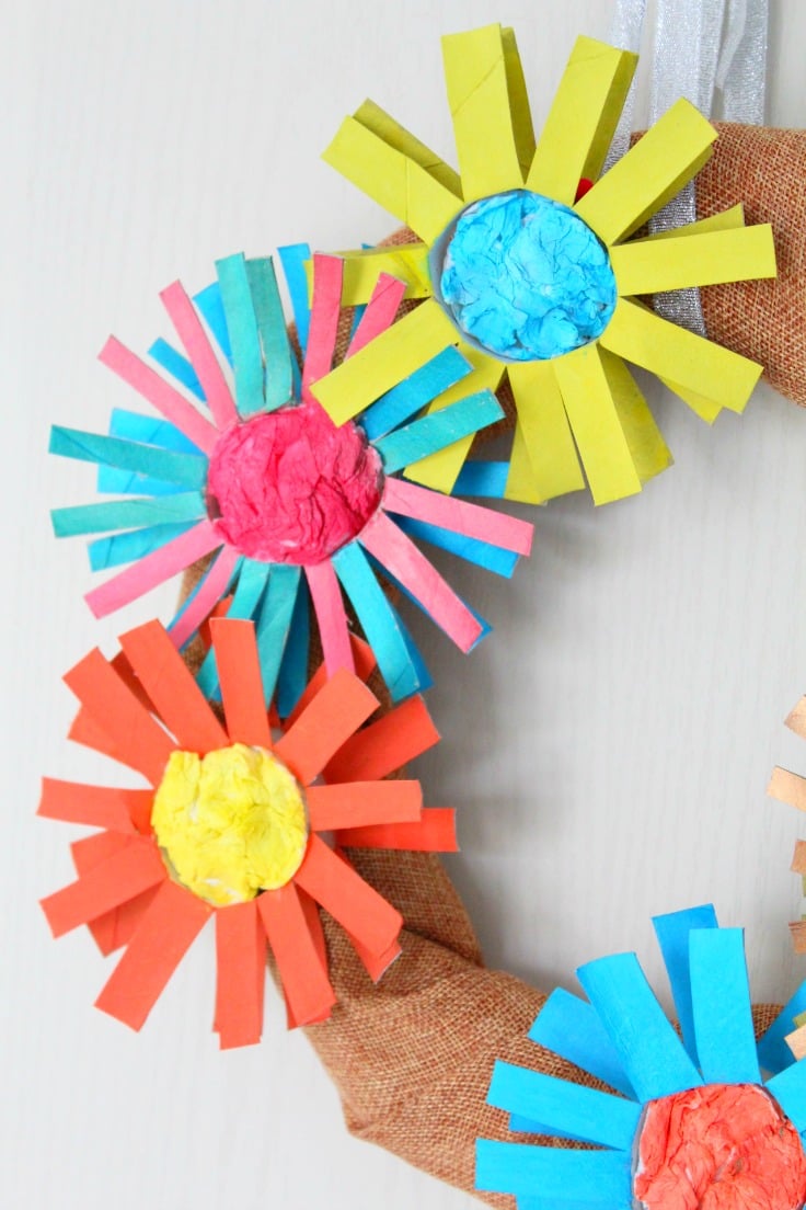 DIY Paper flower wreath