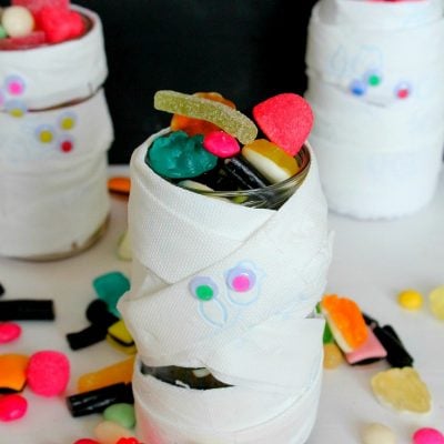 Easy Mummy Halloween Treat Jar