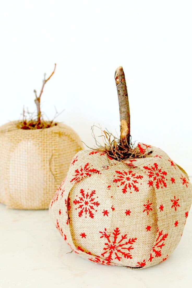 Burlap toilet paper pumpkin craft