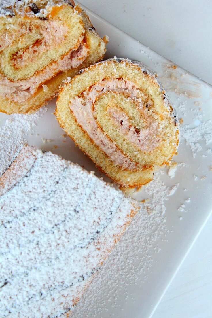 Strawberry and Cream Swiss Roll Recipe