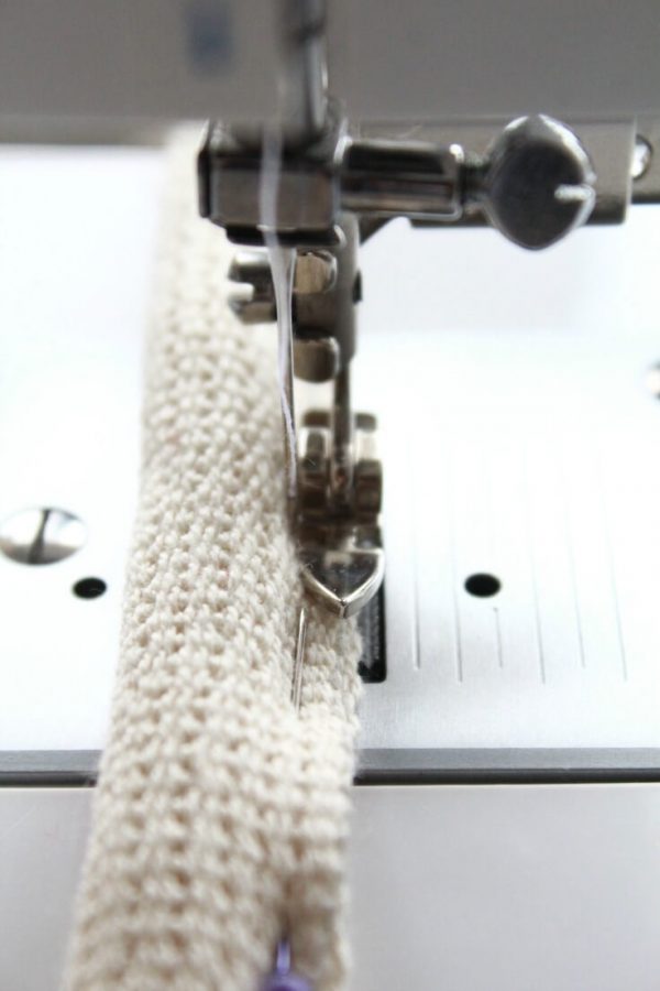 How To Sew WEBBING STRAPS FOR BAGS Easy Peasy Creative Ideas