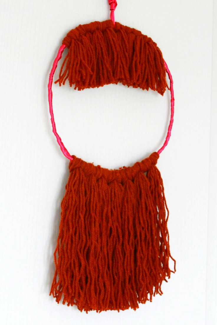 DIY Yarn Wall Hanging