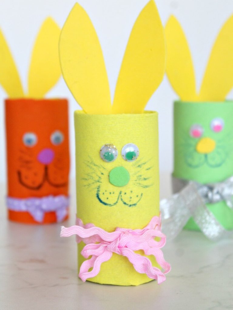 Adorable Easter bunny toilet paper roll craft - Easy Peasy Creative Ideas