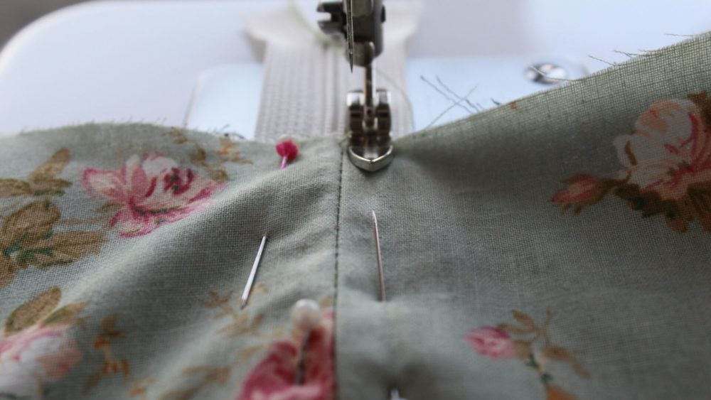 How To Sew A Zipper On A Skirt With Lining Easy Peasy Creative Ideas