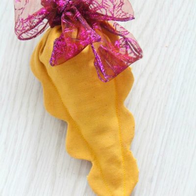 Easter Carrot Treat Pouch With Scallops Sewing Tutorial