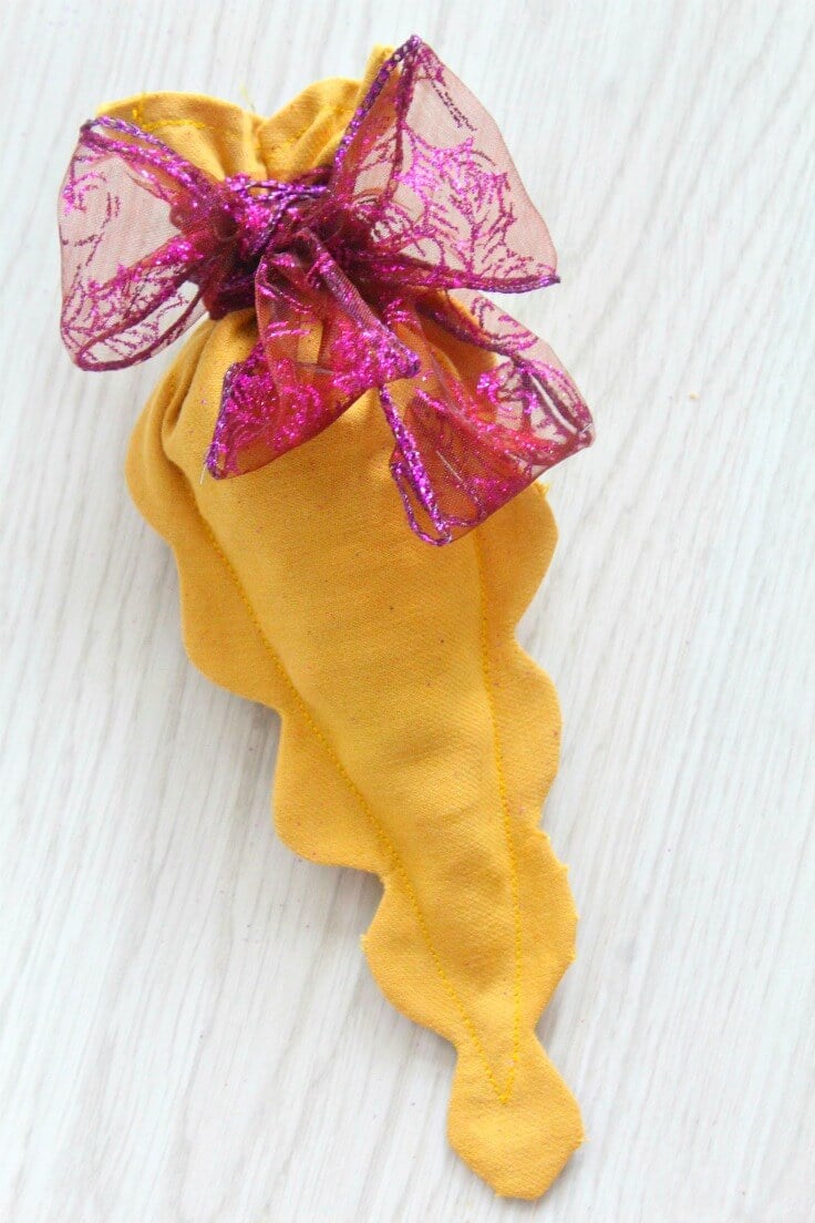 Easter carrot treat bags easy sewing tutorial