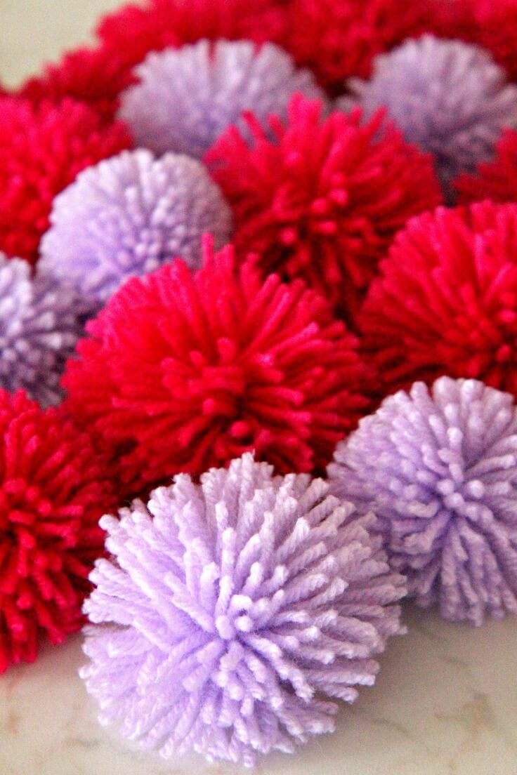 How to make extra large pom poms