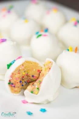 Easy No Bake CAKE BALLS Recipe - Easy Peasy Creative Ideas