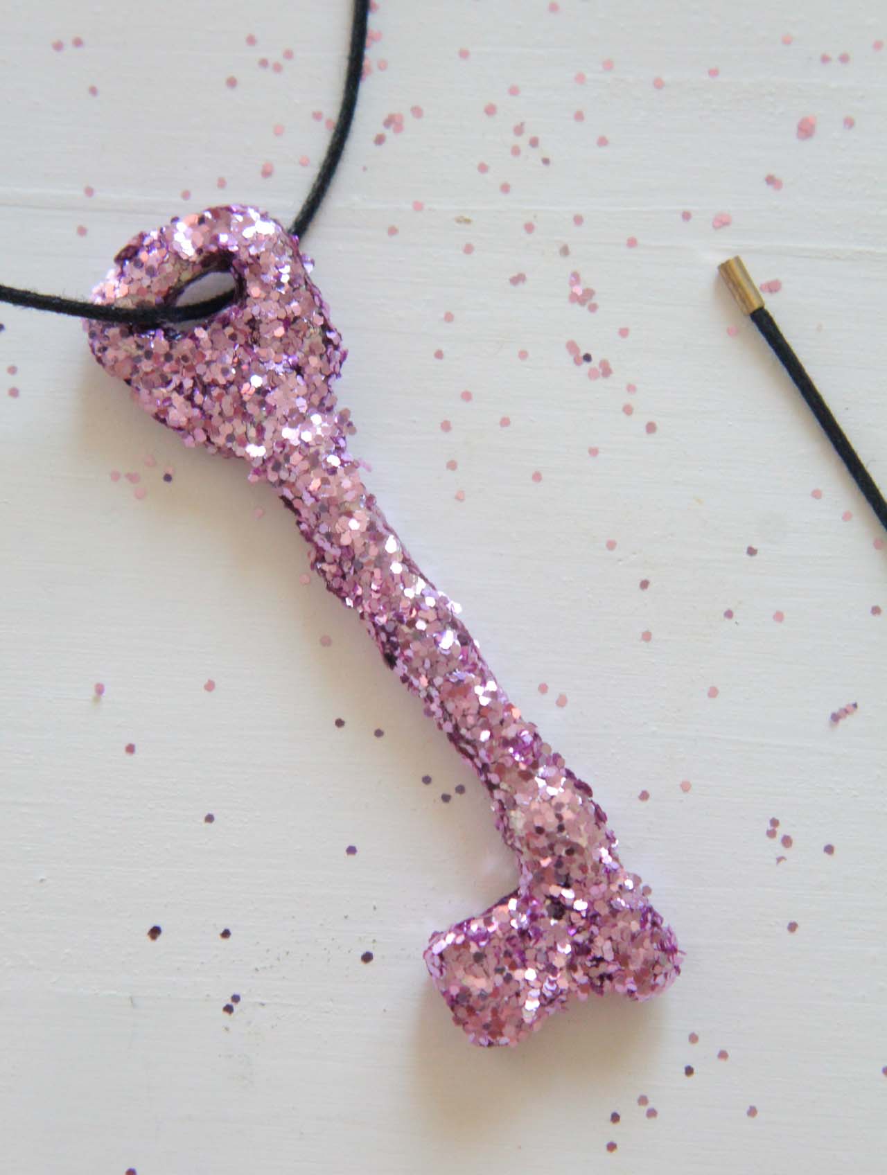 DIY Glitter Key Necklace