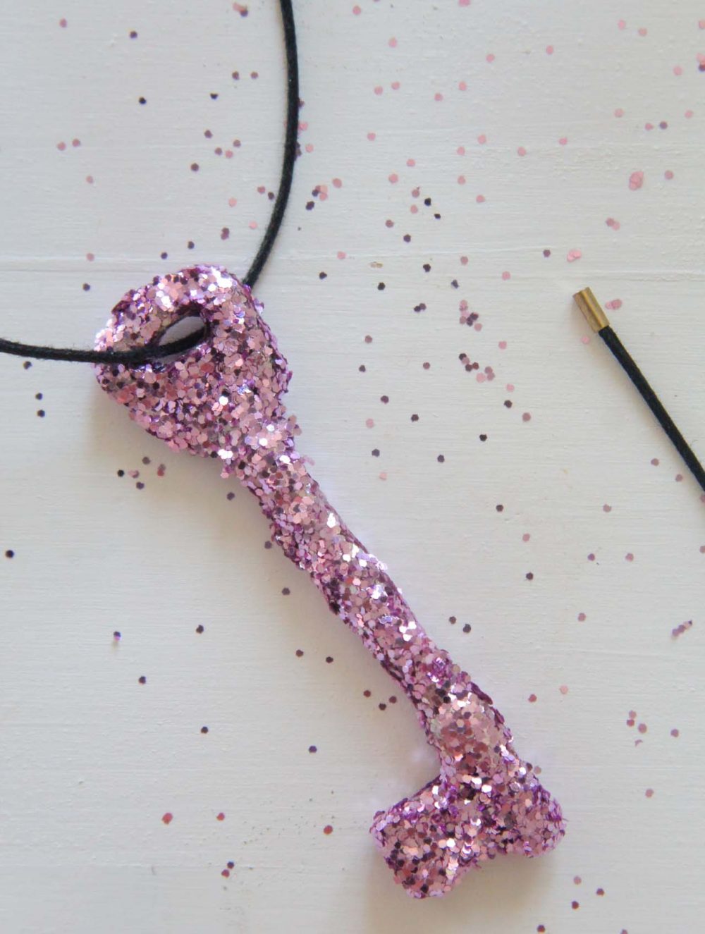 DIY Glitter Key Necklace