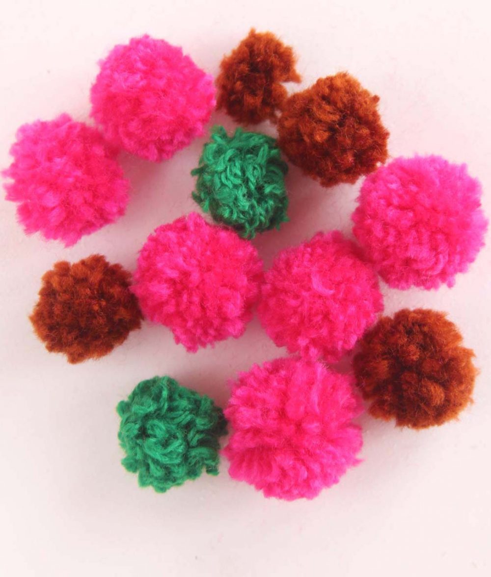 Mini Pom Poms DIY Using A Fork, For Craft & Sewing Projects