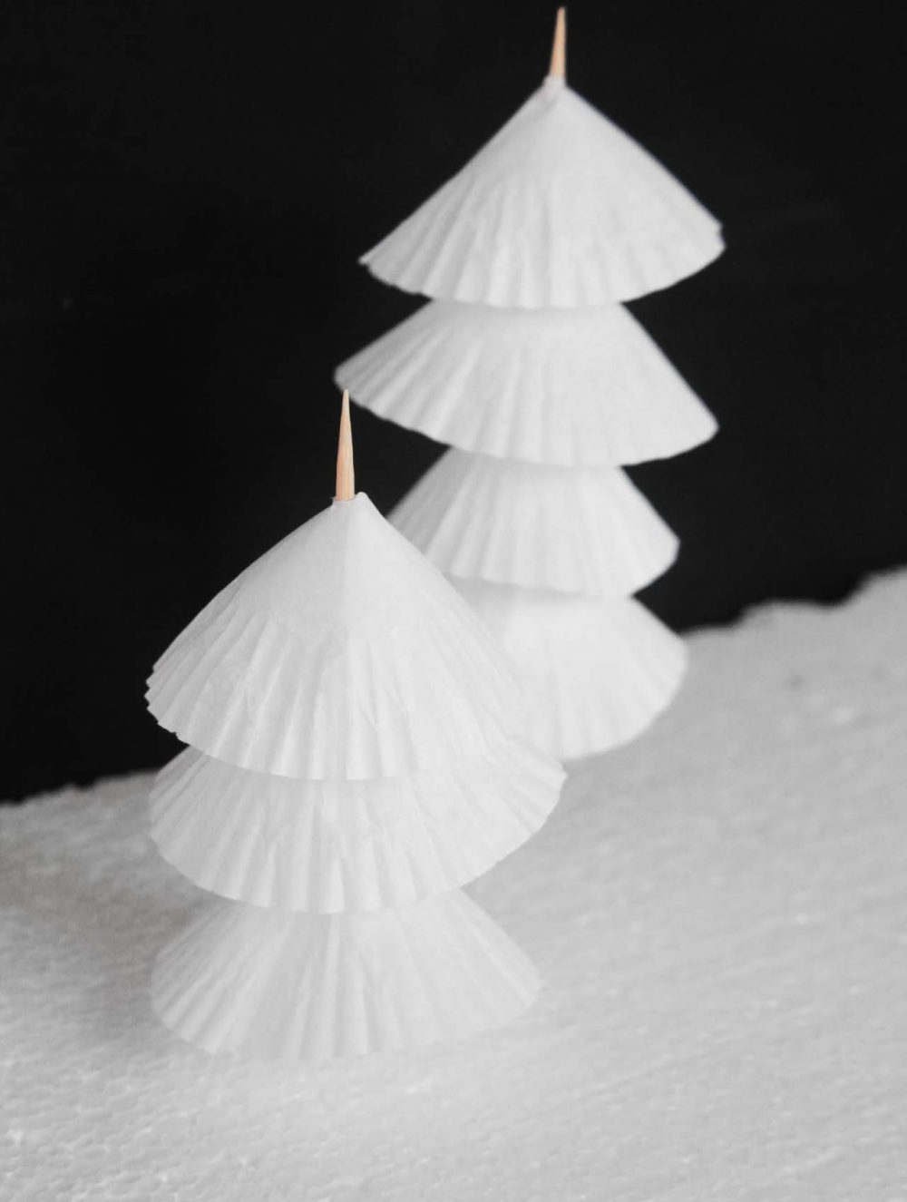 Make a paper Christmas tree