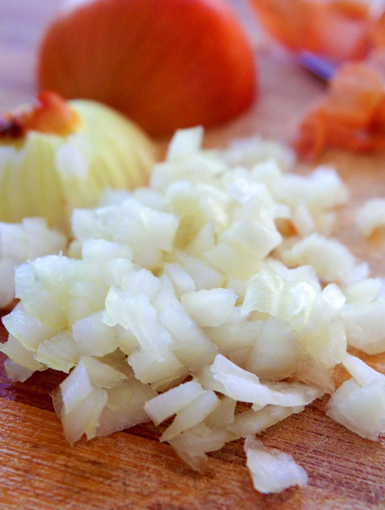 Best Way To Chop Onions The Fast And Easy Way