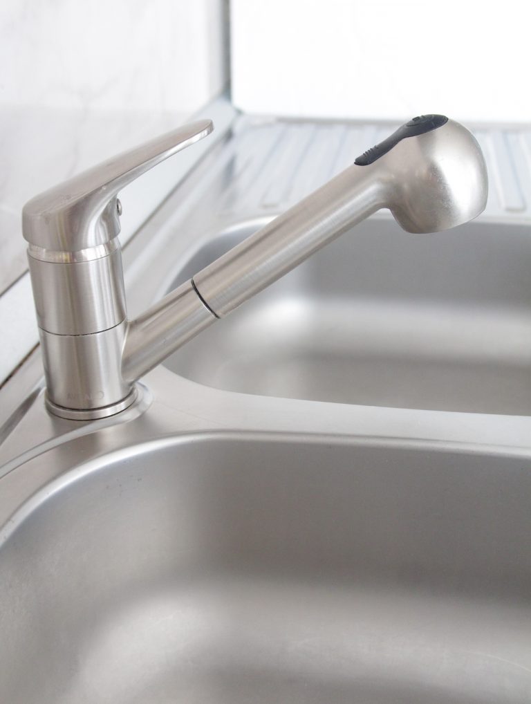 Best Way To Clean Stainless Steel Sink Without Heavy Chemicals