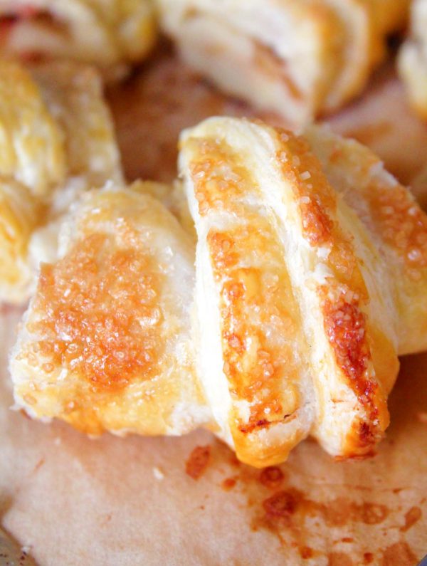 Apple Puff Pastry Ring The Perfect Fall Dessert Idea