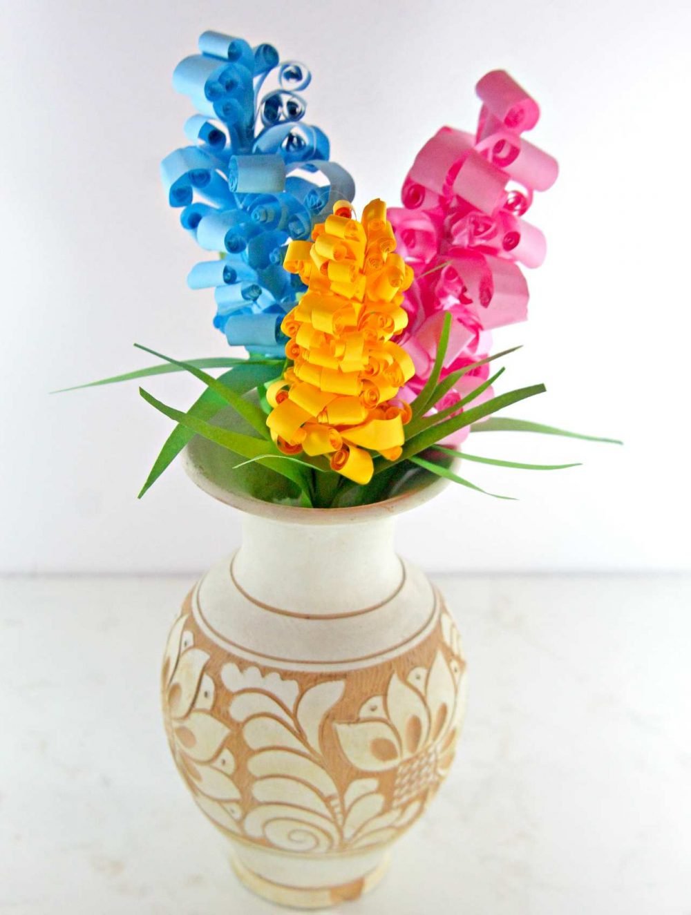 Paper and Pipe Cleaner Flowers - Repeat Crafter Me