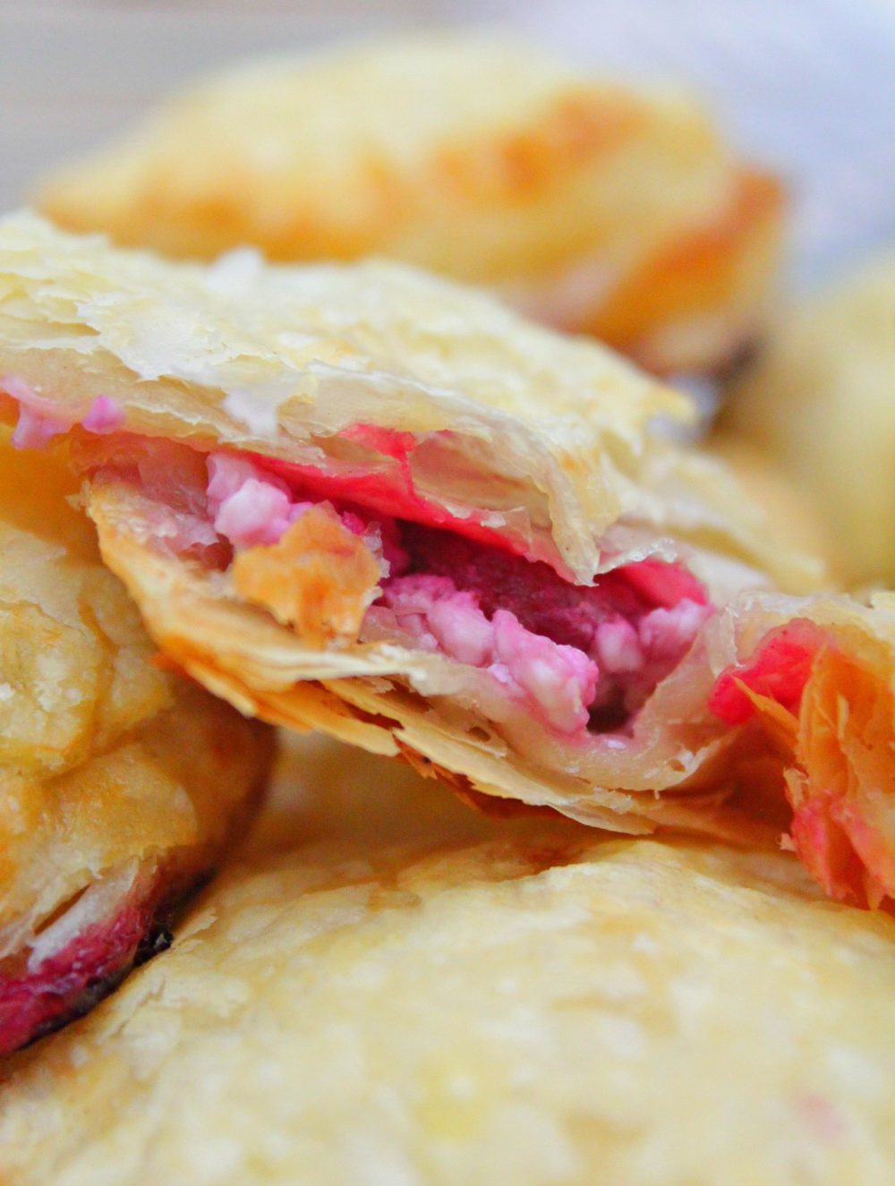 mini raspberry cheese pies