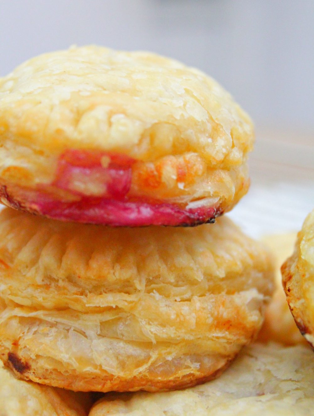 raspberry cheese mini pies