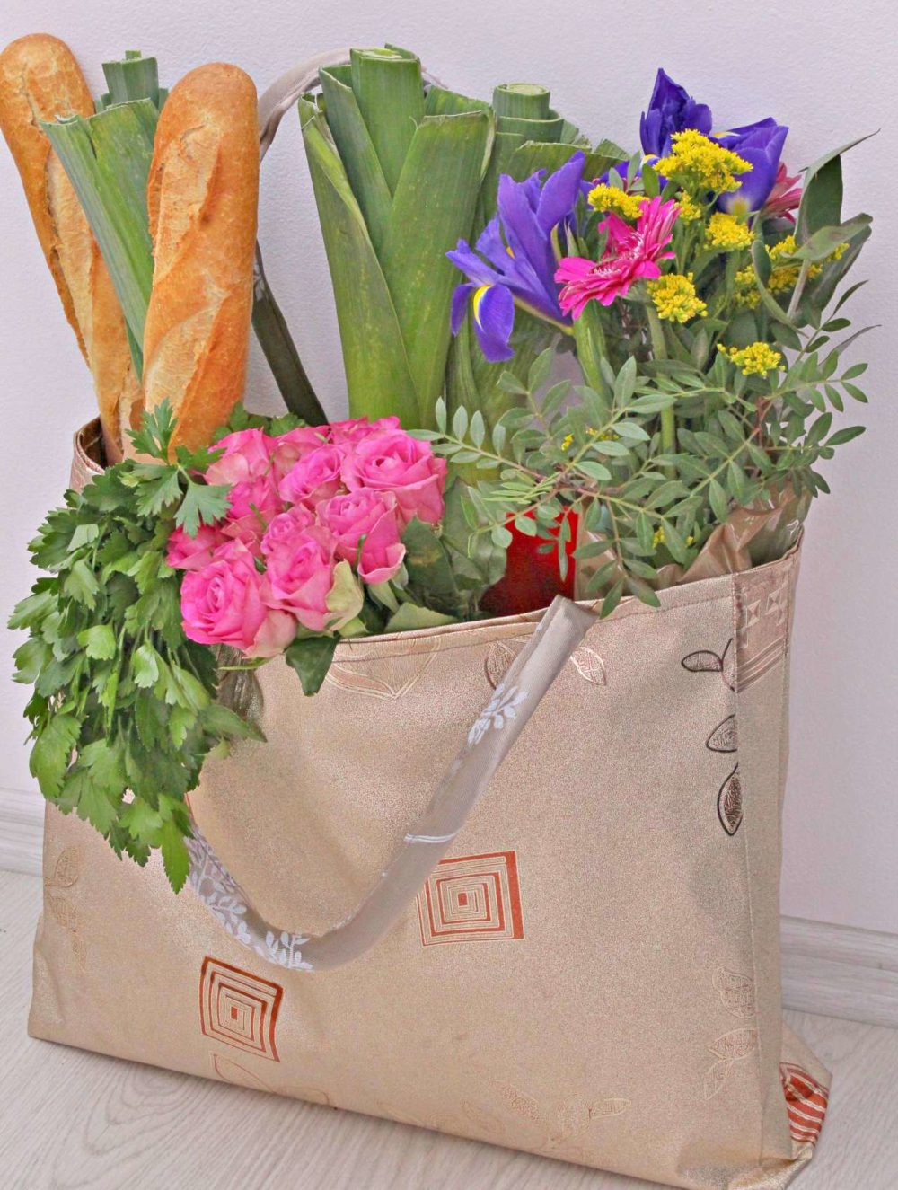 Easy grocery bag sewing pattern