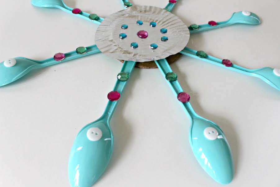 Easy snowflake crafts