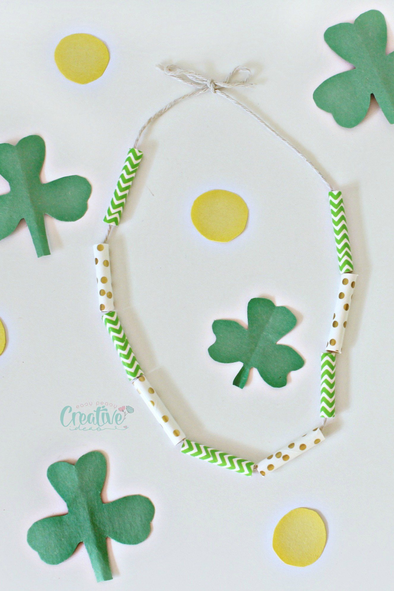 DIY St Patrick Necklace Craft With Paper Straws