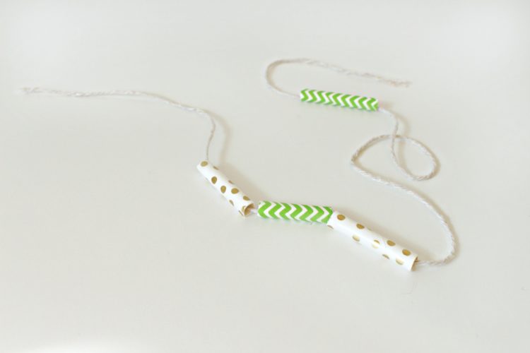 DIY St Patrick Necklace Craft For Kids With Paper Straws