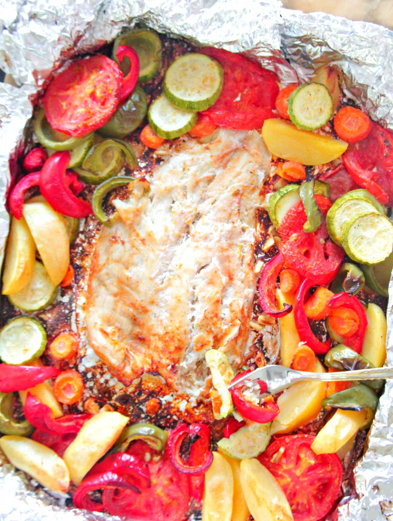 Baked Fish In Foil With Vegetables, Garlic & Lemon Juice