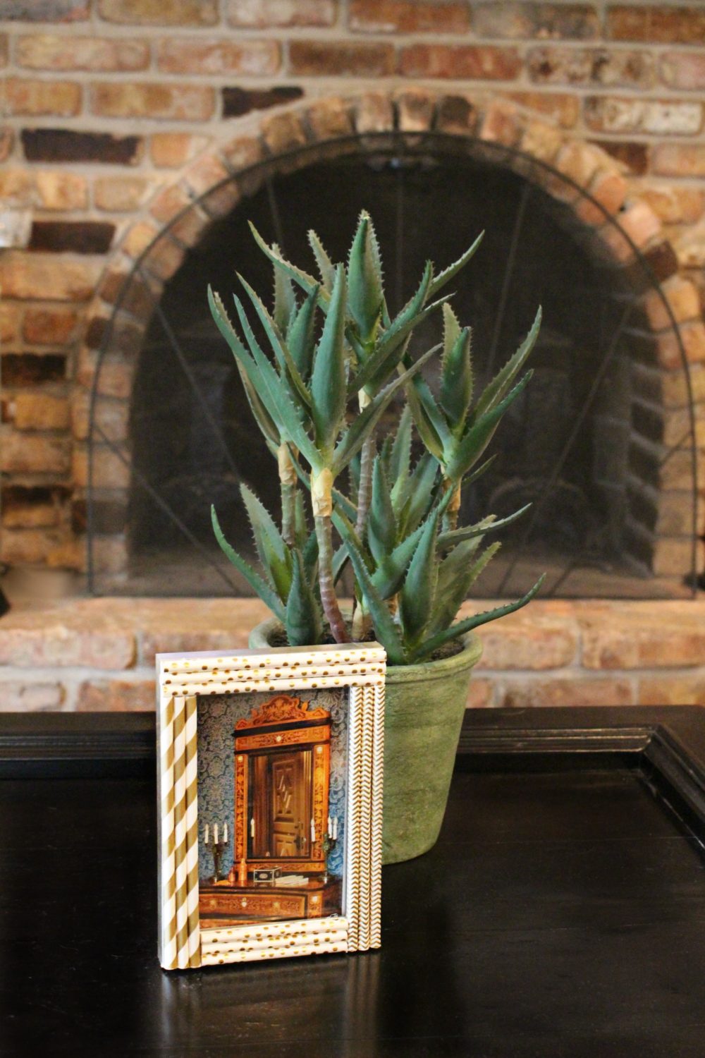 how to decorate a photo frame