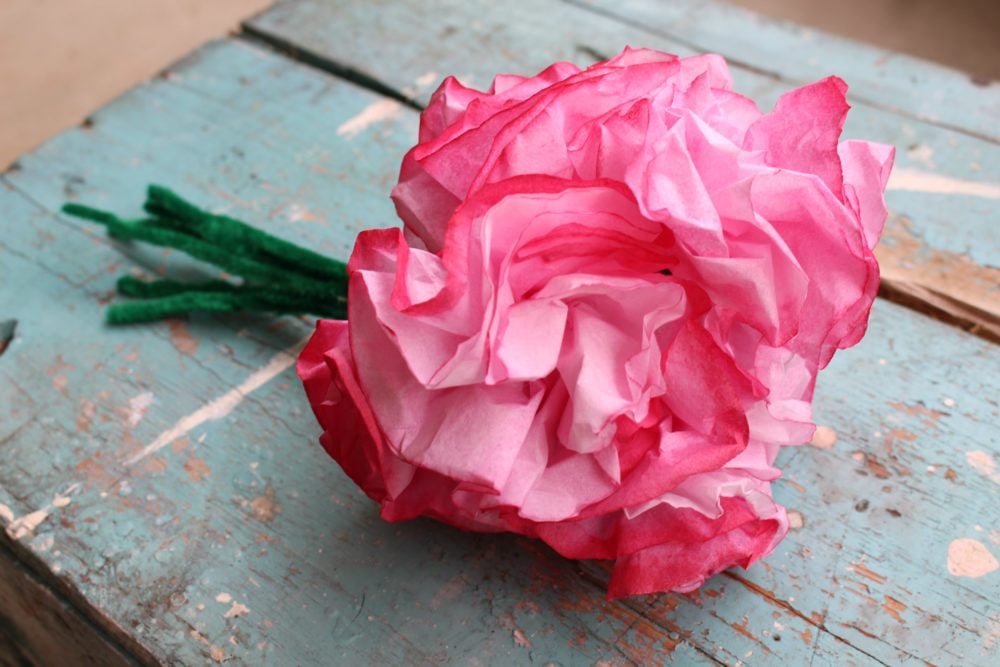 how to make flowers out of coffee filters