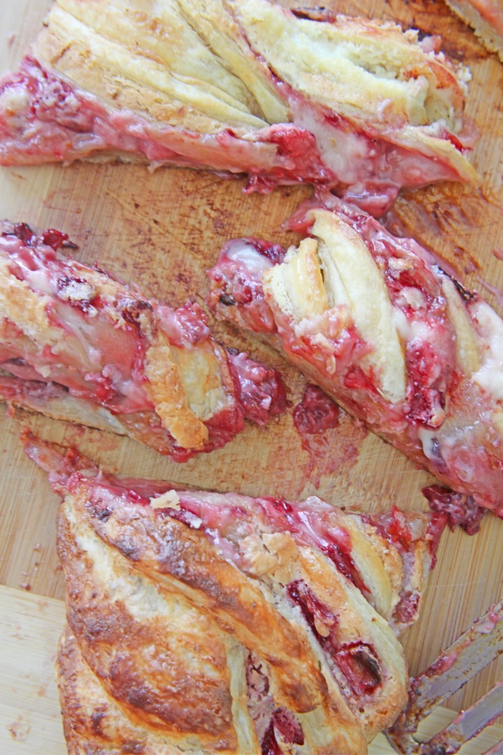 strawberry cream cheese pastry